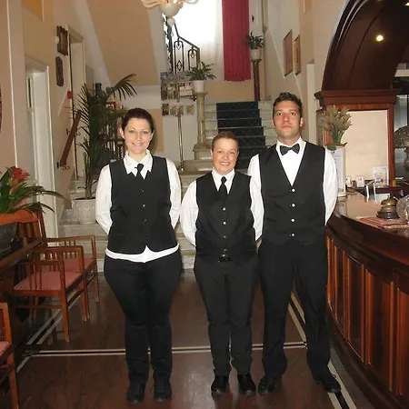 Progresso Hotell 4*