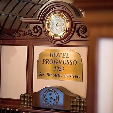 Progresso Hotel 4*