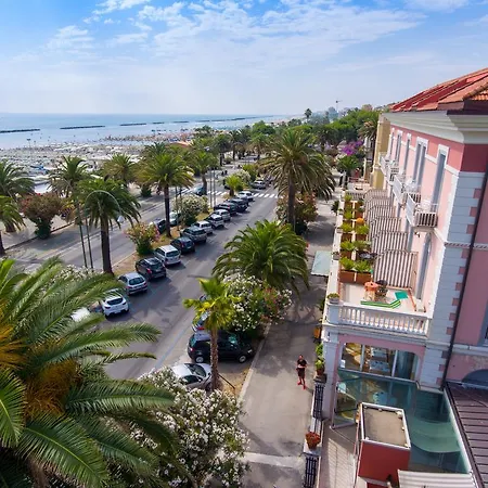 Hotel Progresso 4*